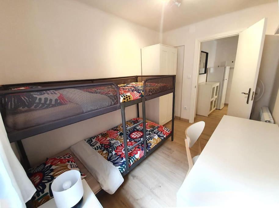 Appartement Acogedor Piso En El Centro De Sabiñánigo Extérieur photo